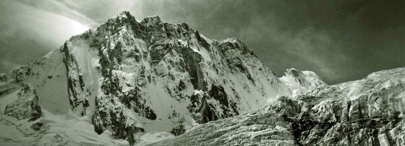 les grandes jorasses.jpg